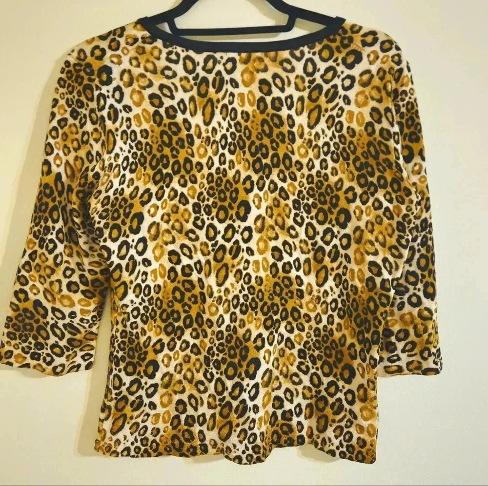 Investments Button Front Cardigan - Picture 3 of 6